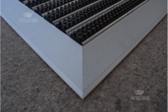 Tappeto tecnico in alluminio inserti spazzola - #1555