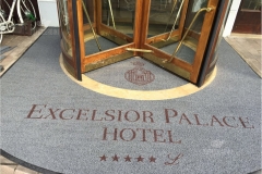 Zerbino personalizzato intarsiato a mano in ricciolo di vinile - #1073