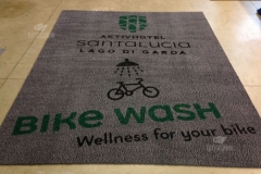 Zerbino personalizzato intarsiato a mano in ricciolo di vinile - #1875