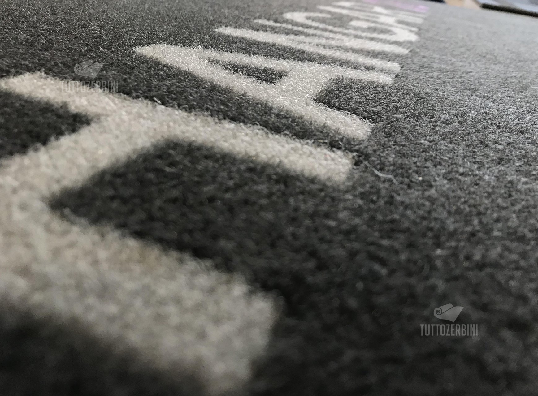 Zerbino personalizzato intarsiato a mano in cocco sintetico - #6765