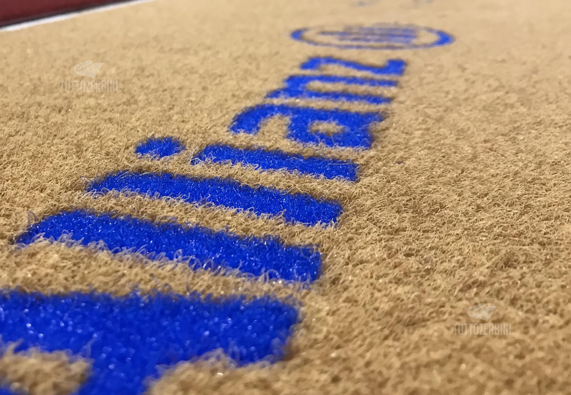 Zerbino personalizzato intarsiato a mano in cocco sintetico - #6782