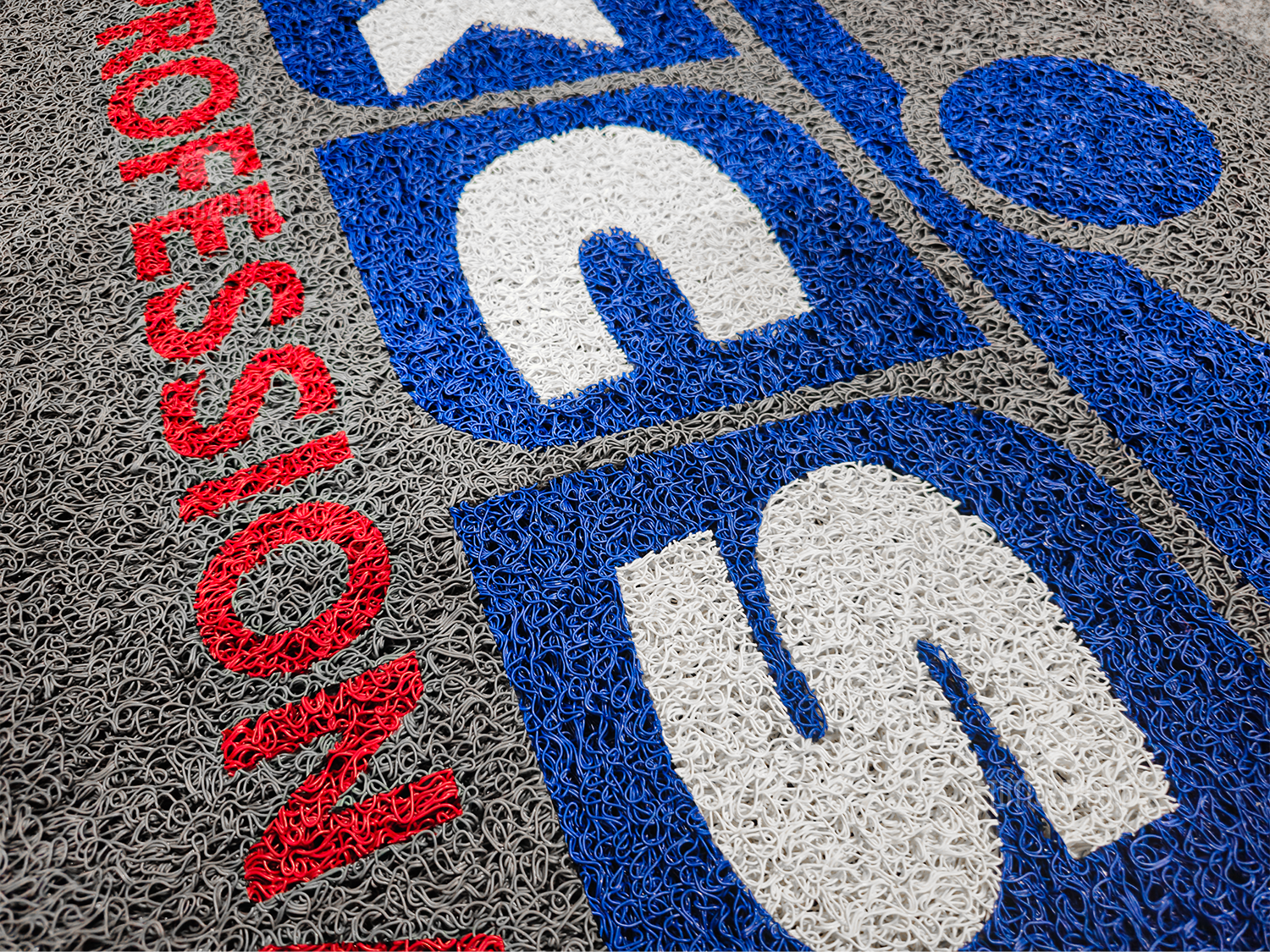 Zerbino personalizzato intarsiato a mano in ricciolo di vinile - #6844