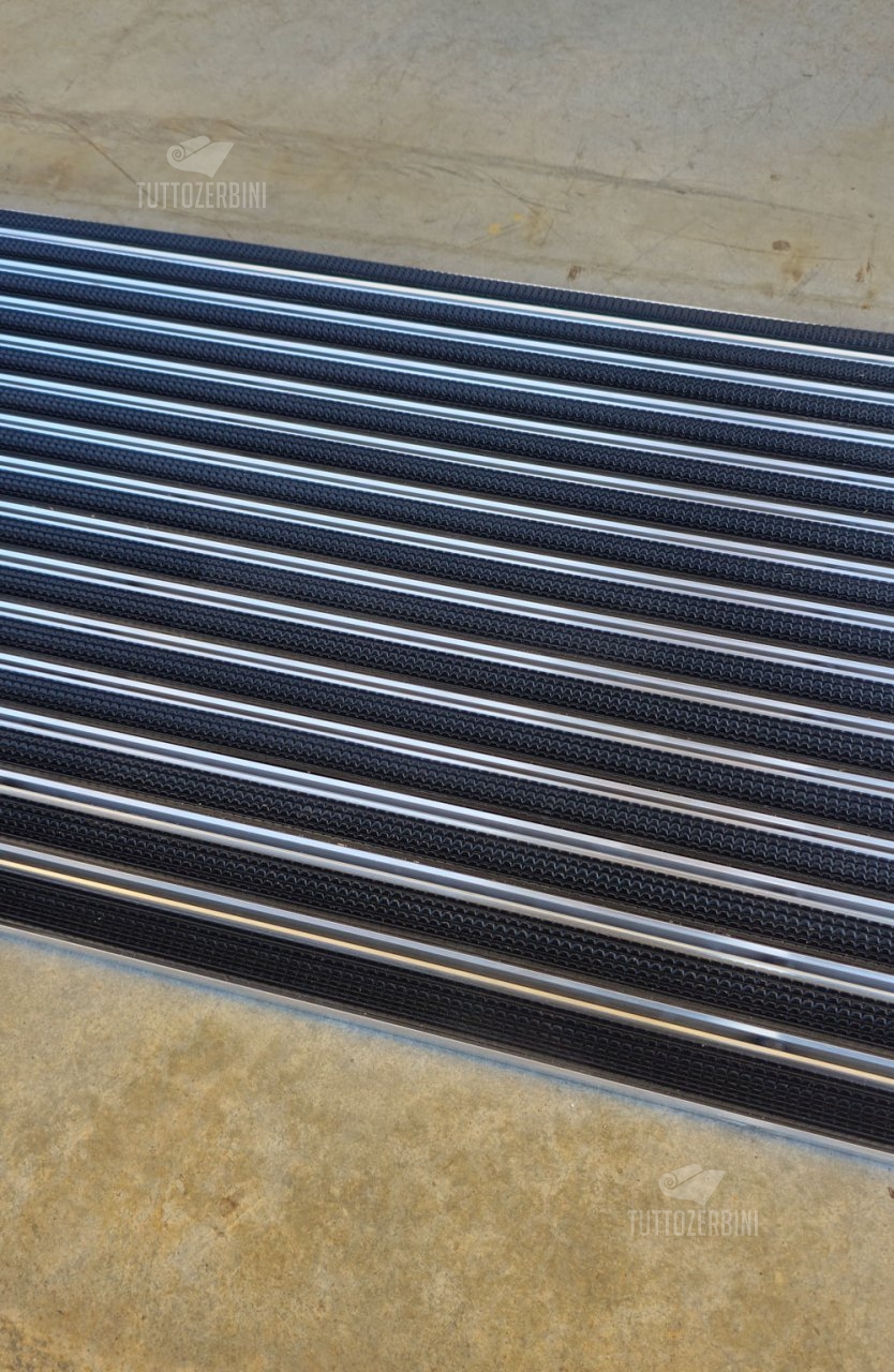 Tappeto tecnico in alluminio inserti in gomma - #7218