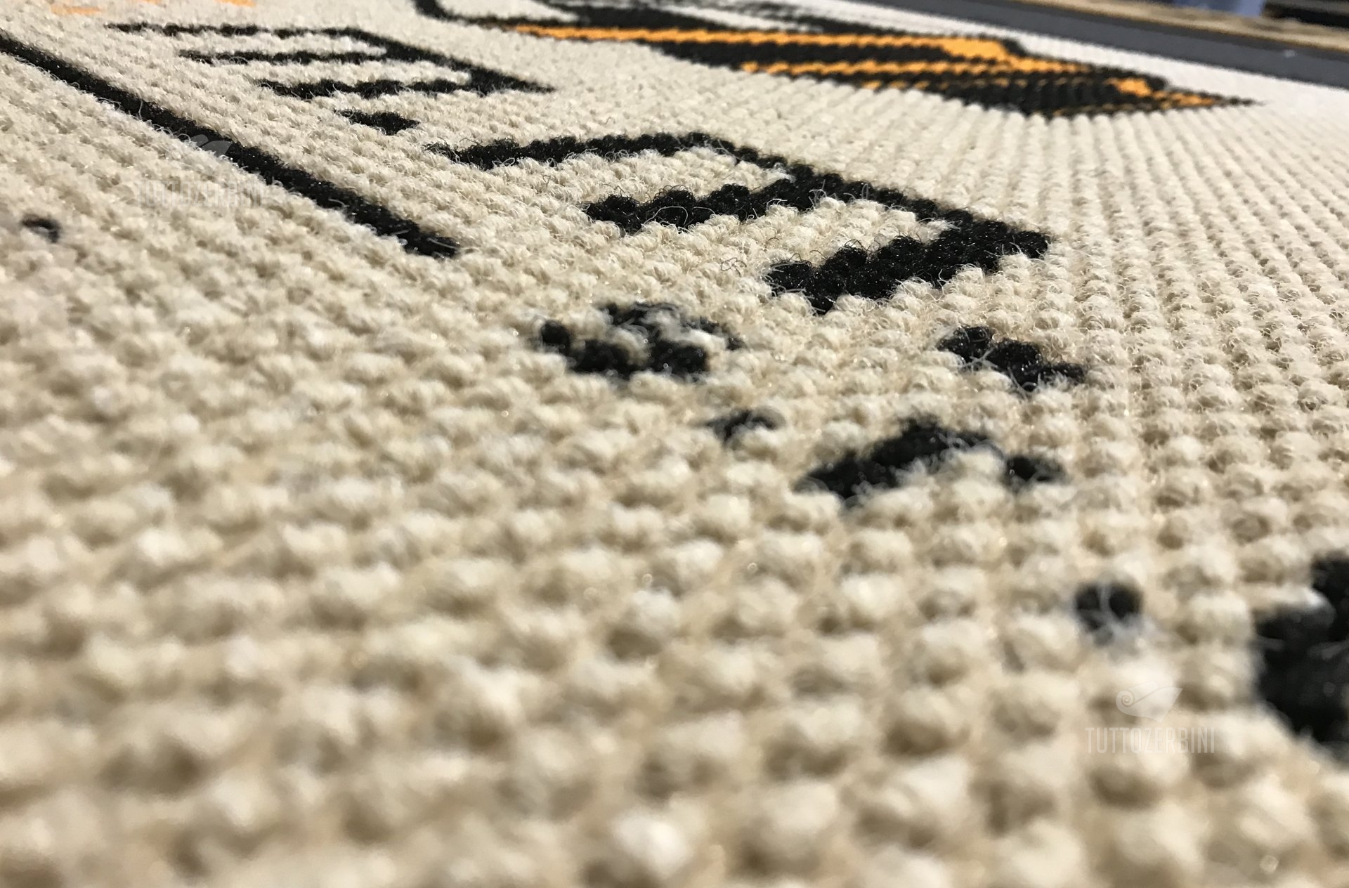 Zerbino personalizzato intarsiato a mano in chicco di riso - #6883