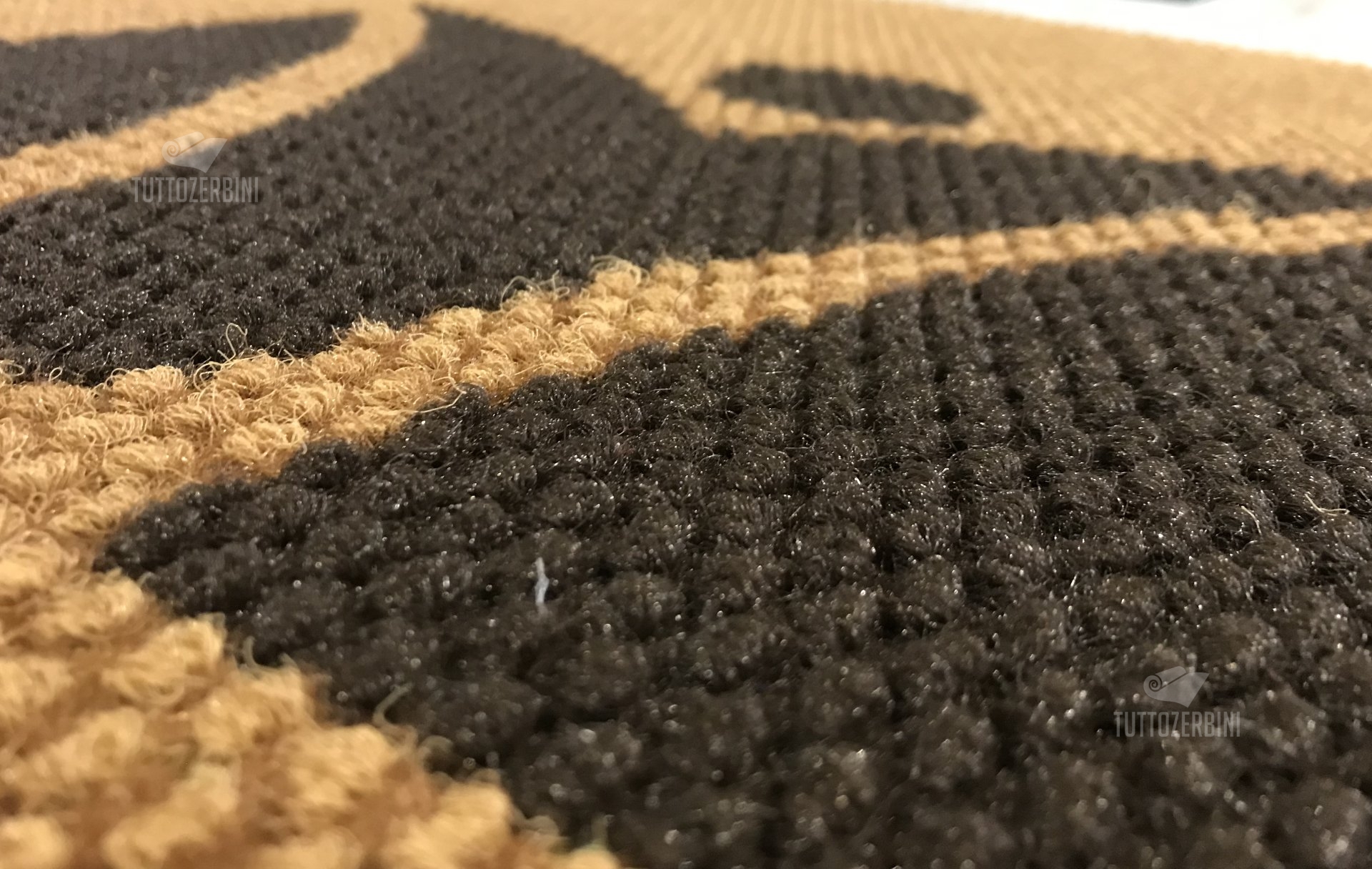 Zerbino personalizzato intarsiato a mano in chicco di riso - #6960