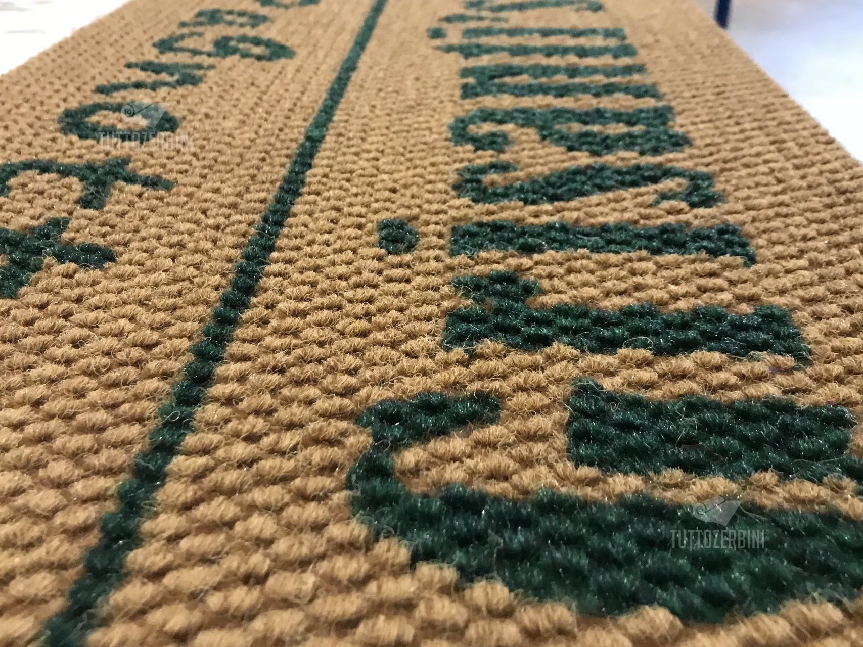 Zerbino personalizzato intarsiato a mano in chicco di riso - #6964