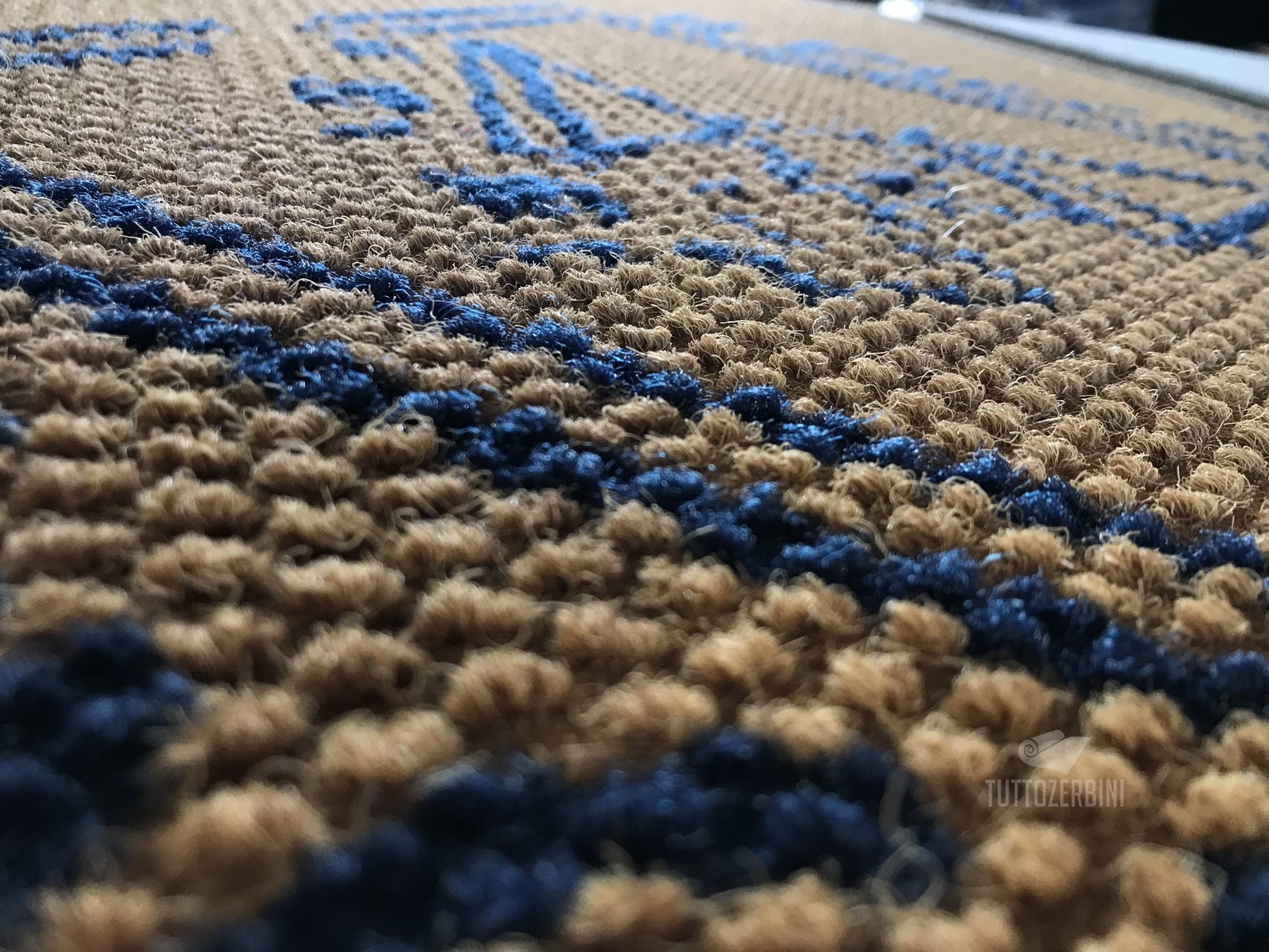 Zerbino personalizzato intarsiato a mano in chicco di riso - #7156