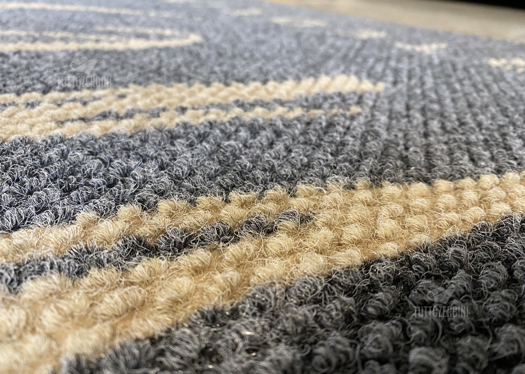 Zerbino personalizzato intarsiato a mano in chicco di riso - #7272