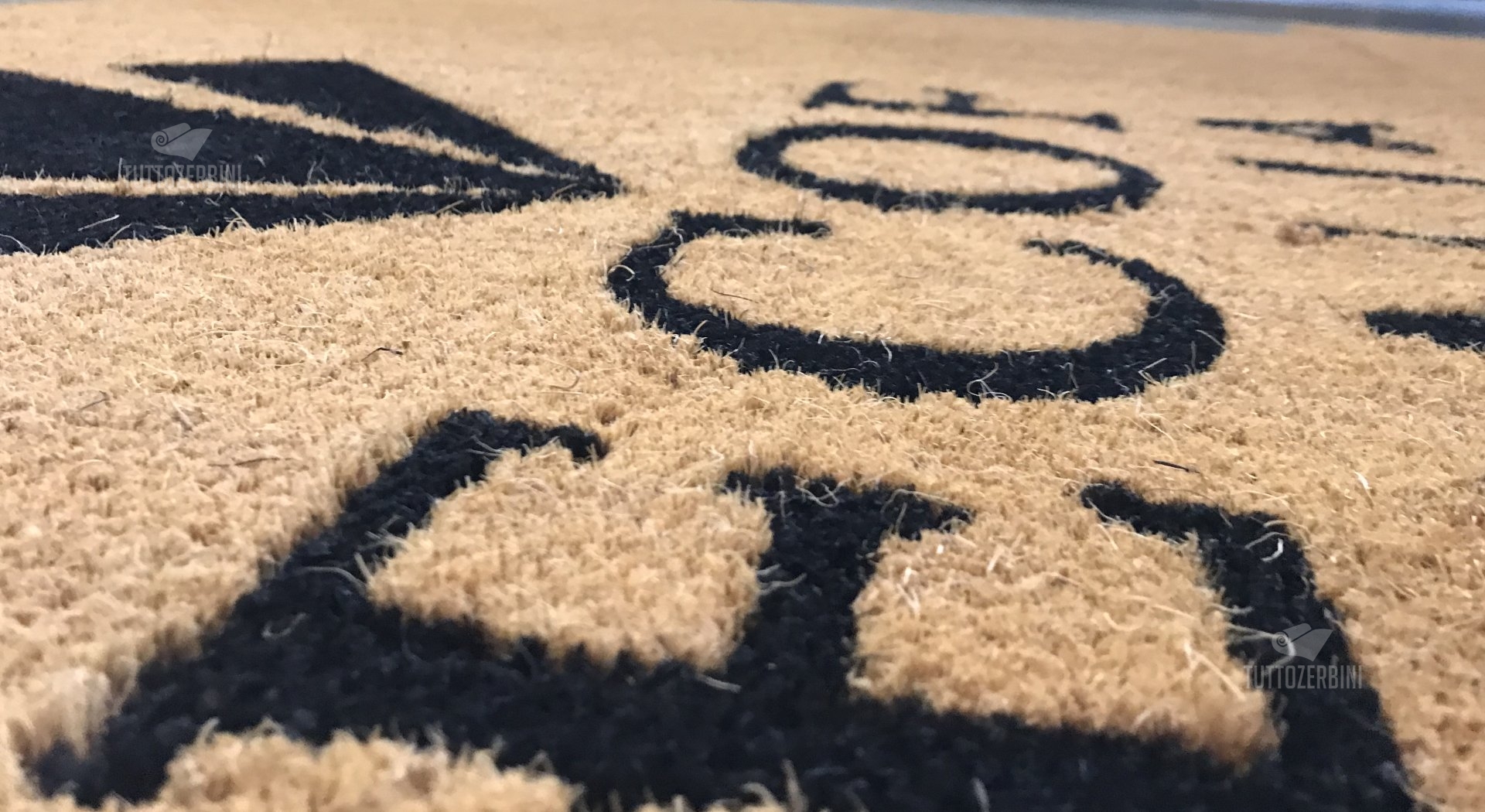 Zerbino personalizzato intarsiato a mano in cocco naturale - #7071