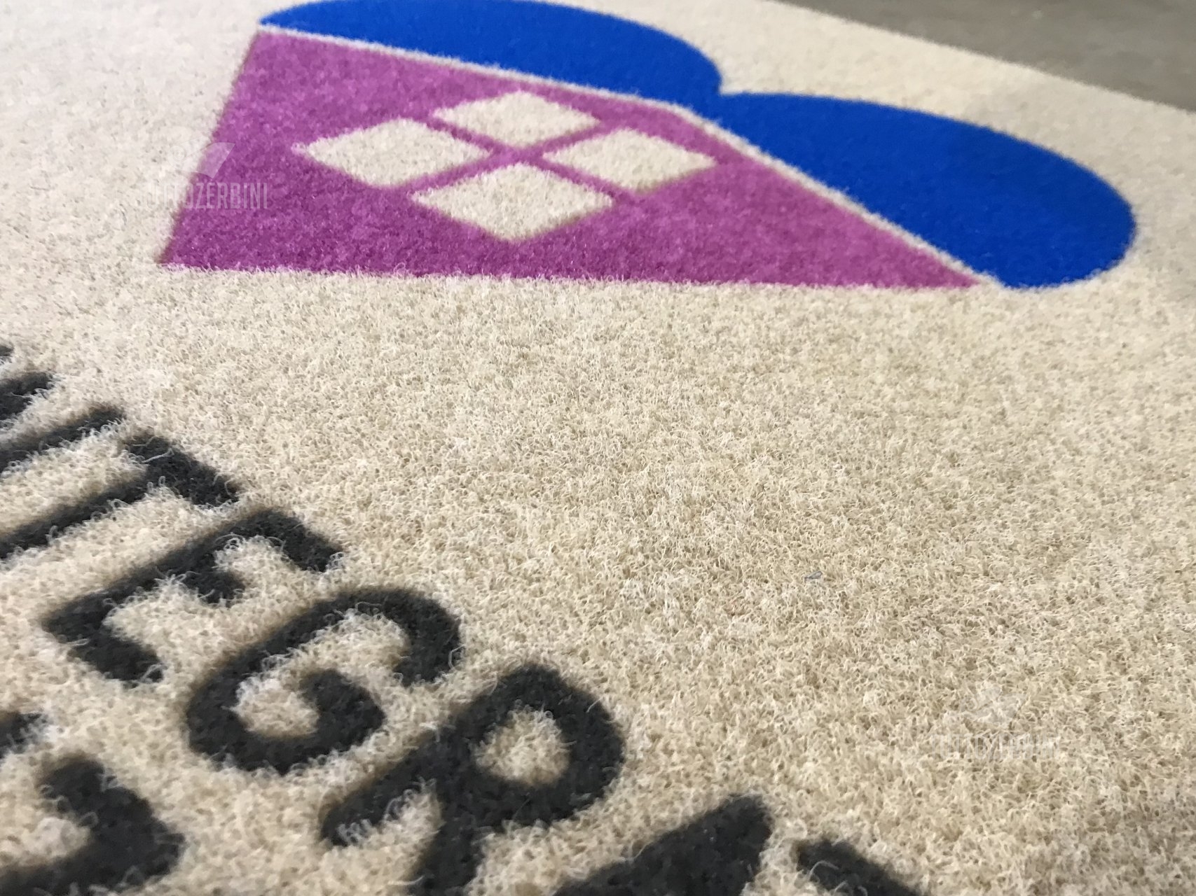 Zerbino personalizzato intarsiato a mano in cocco sintetico - #6932