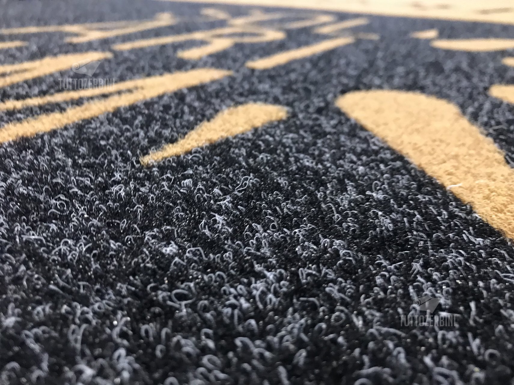 Zerbino personalizzato intarsiato a mano in cocco sintetico - #7040