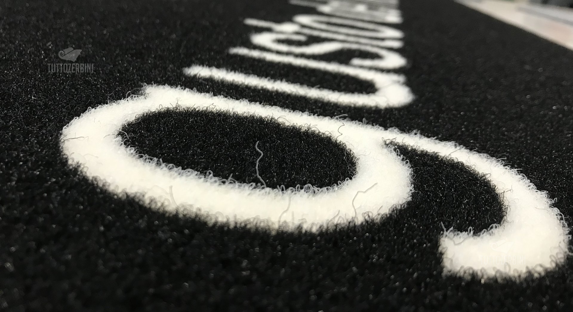 Zerbino personalizzato intarsiato a mano in cocco sintetico - #7084