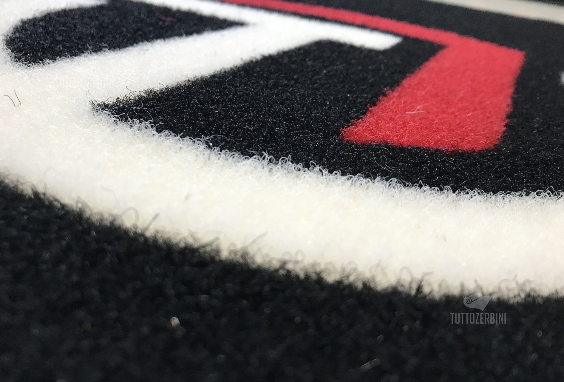 Zerbino personalizzato intarsiato a mano in cocco sintetico - #7144