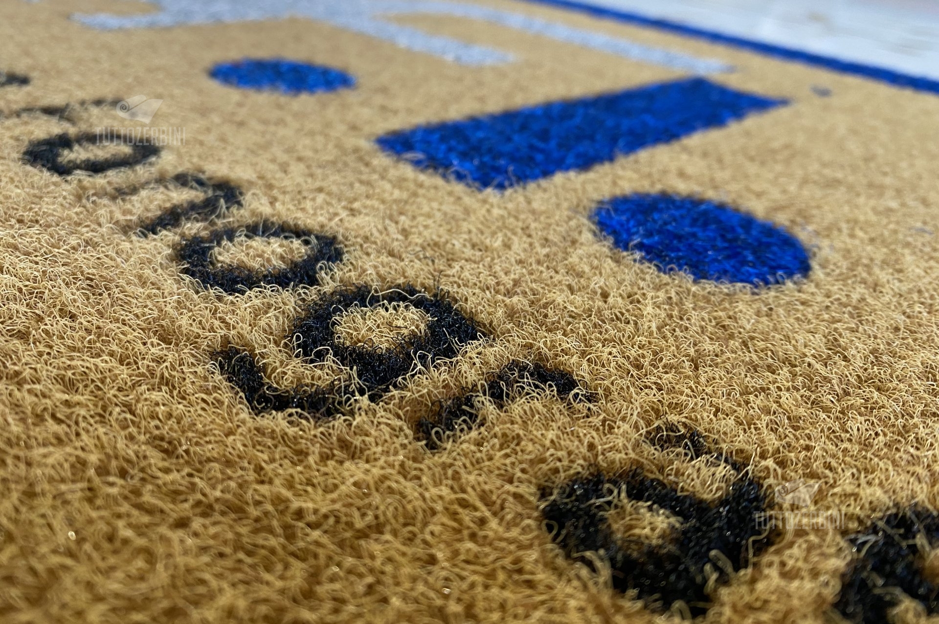 Zerbino personalizzato intarsiato a mano in cocco sintetico - #7255