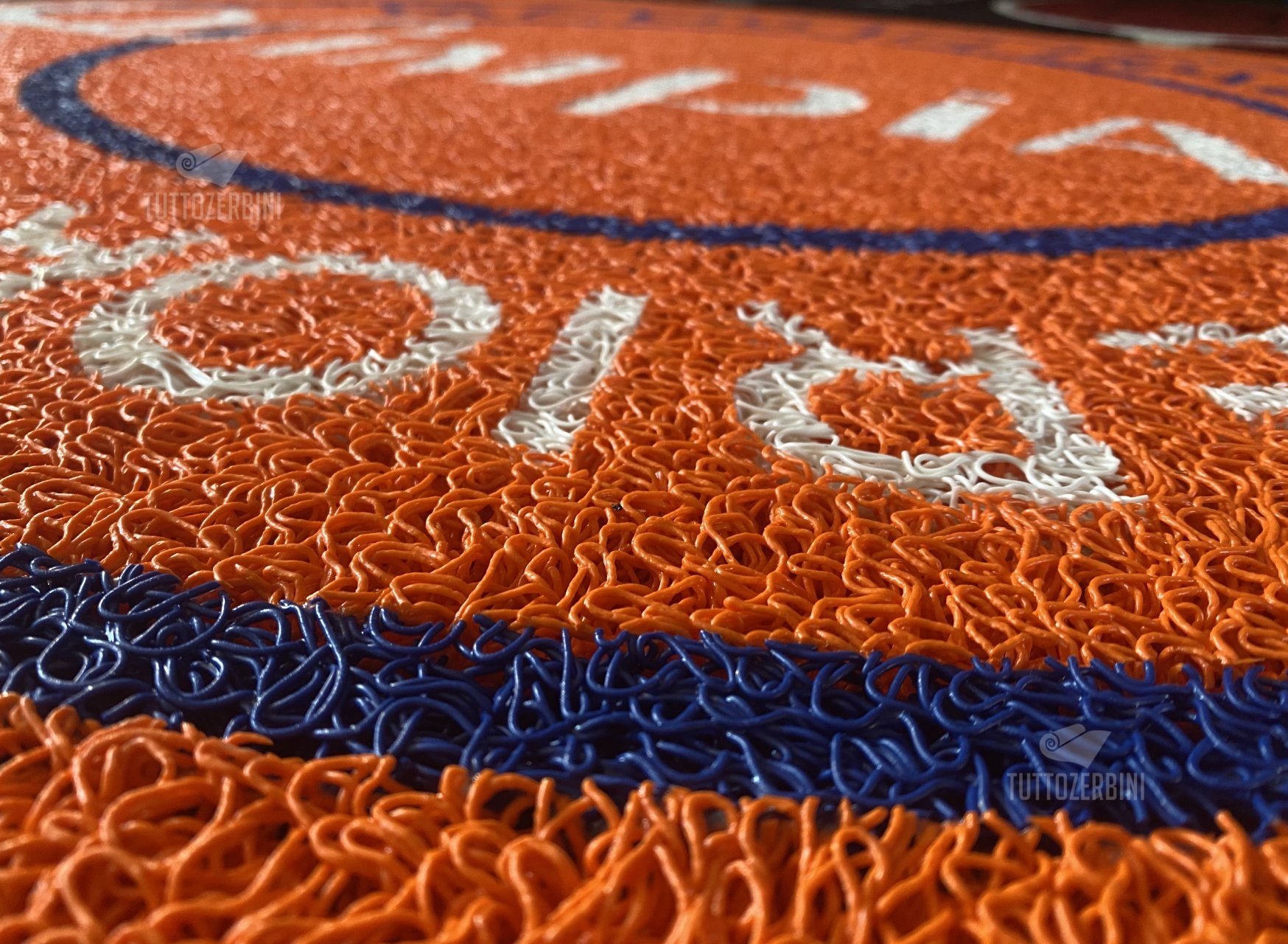 Zerbino personalizzato intarsiato a mano in ricciolo di vinile - #7236